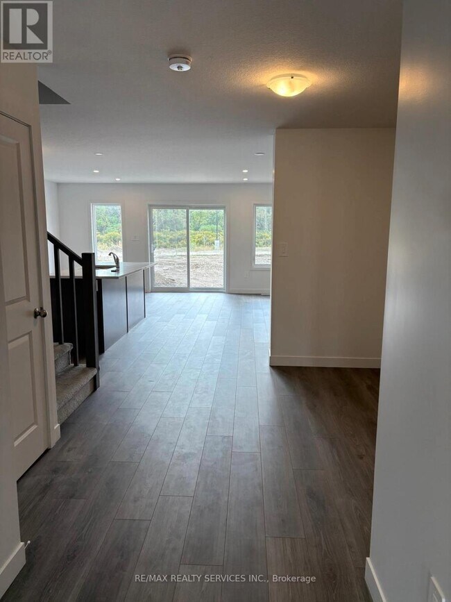 Photo - 7 Pin Oak Cmn