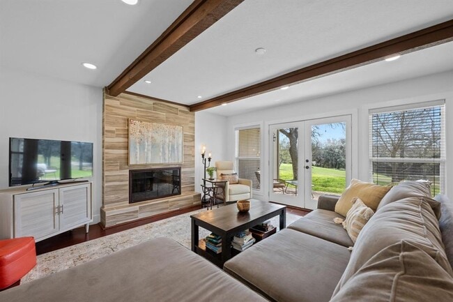 100 Lido Cir