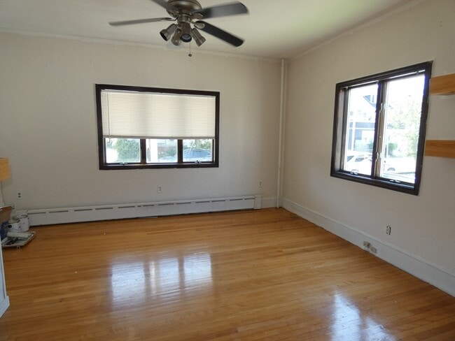 Photo - 63 Emerald St Unit 1