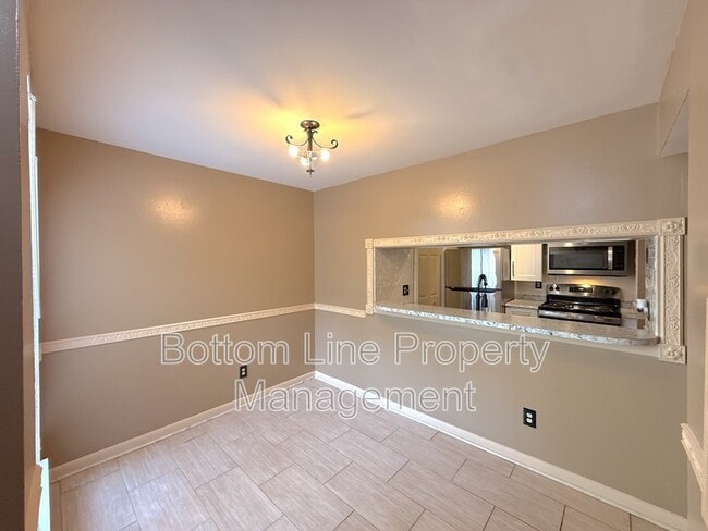 Photo - 4417 Sharon Chase Dr Unidad A