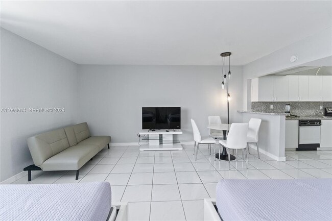 Photo - 100 Lincoln Rd Unit 1016