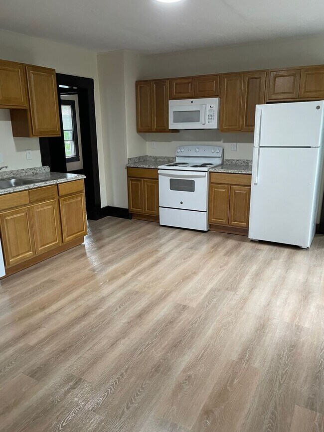 Photo - 236-238-238 College St Unidad 238-3