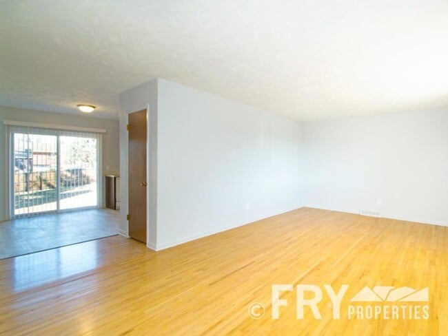 Photo - Bright, Clean Ranch Home in Sherrelwood