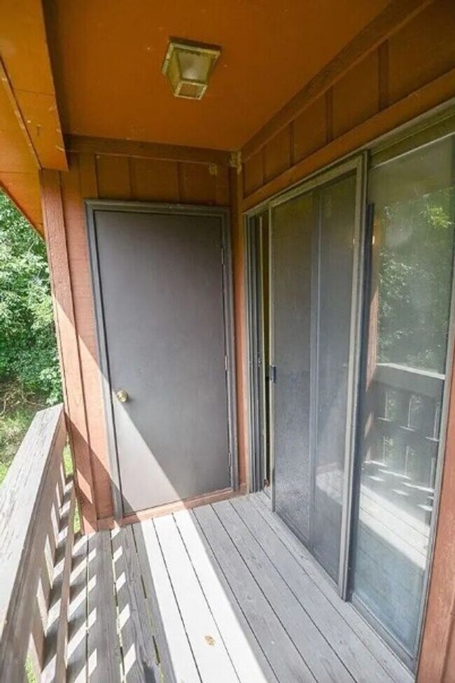 Photo - 1836 W Tharpe St Unidad C