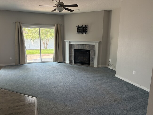 Photo - 2949 N Backweight Ln