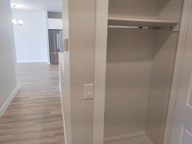 Photo - 1 Bedroom + Den 1.5 bath 2 Car Garage VIEWS & VIEWS!