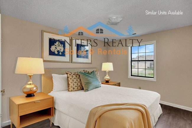 Photo - 2 bedroom Duplex with Yard