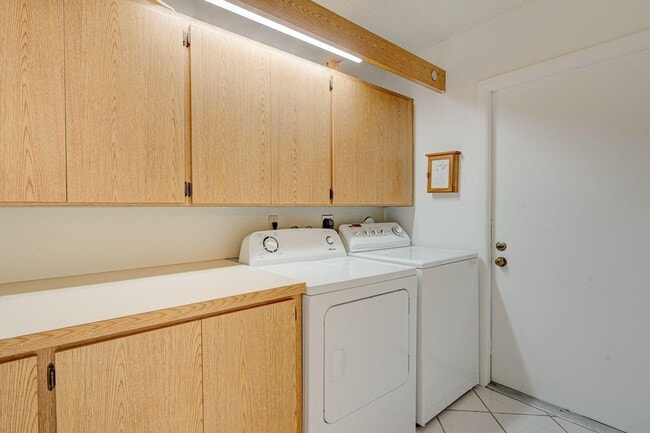 Photo - 223 E River Park Dr