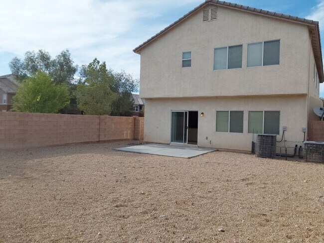 Photo - Very Nice 4 bedroom 2 1/2 Bath Home For Re...