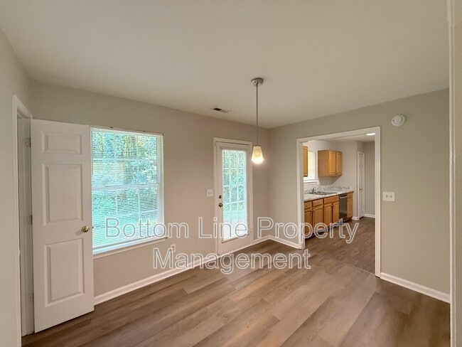 Photo - 5211 Windy Valley Dr