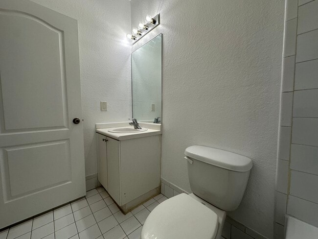 Photo - 1661 SE 29th Ct Unit 206