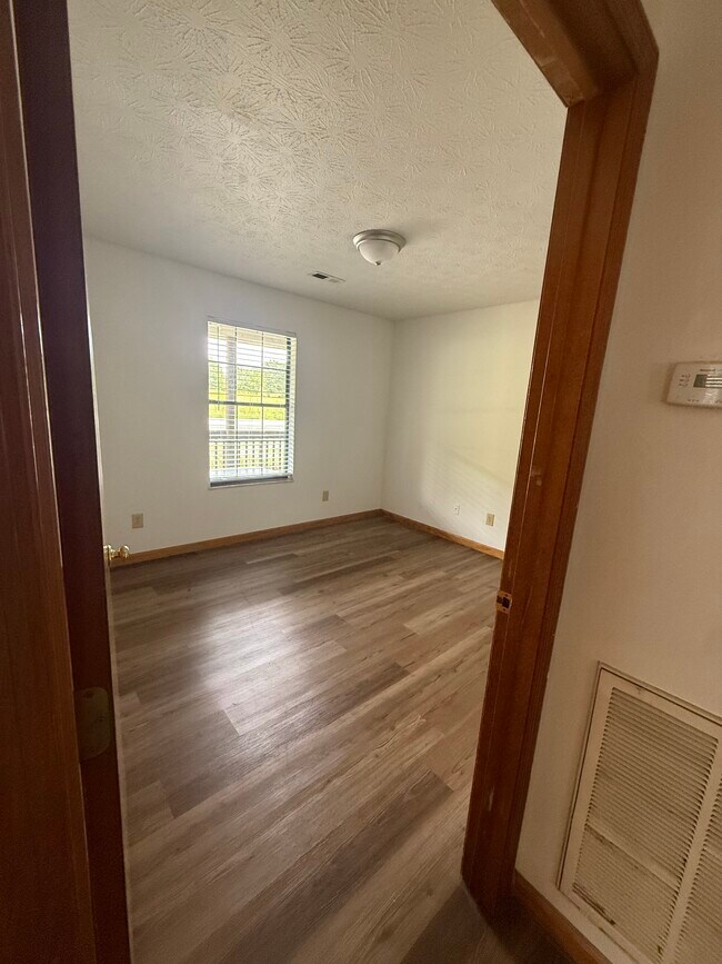 Photo - 2170 Pottertown Rd