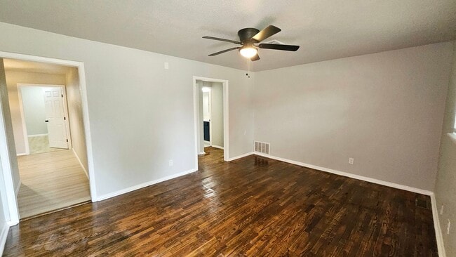 Photo - Beautifully Renovated 4 Bed