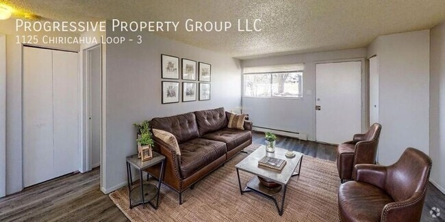 Building Photo - 1125 Chiricahua Loop Unit 3 Rental