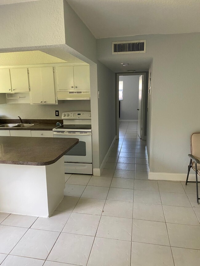 Photo - 1195 NW 16th Ave Unit 14