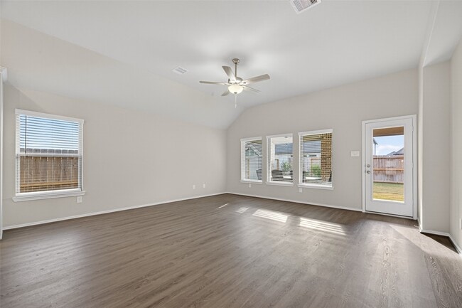 Photo - 8619 Gleaming Vlg Wy