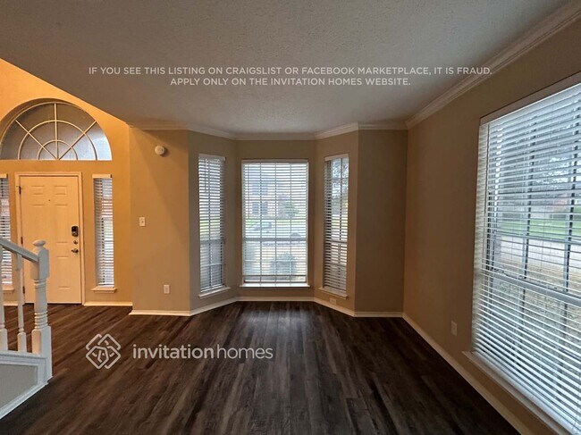 Photo - 825 Claire View Dr