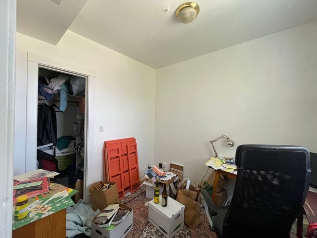 Photo - 3144 N Ridgeway Ave Unit 2