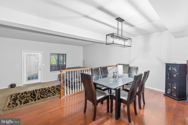 Photo - 1250 Birchcrest Ct
