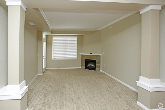 Lyndale Plaza Apartments