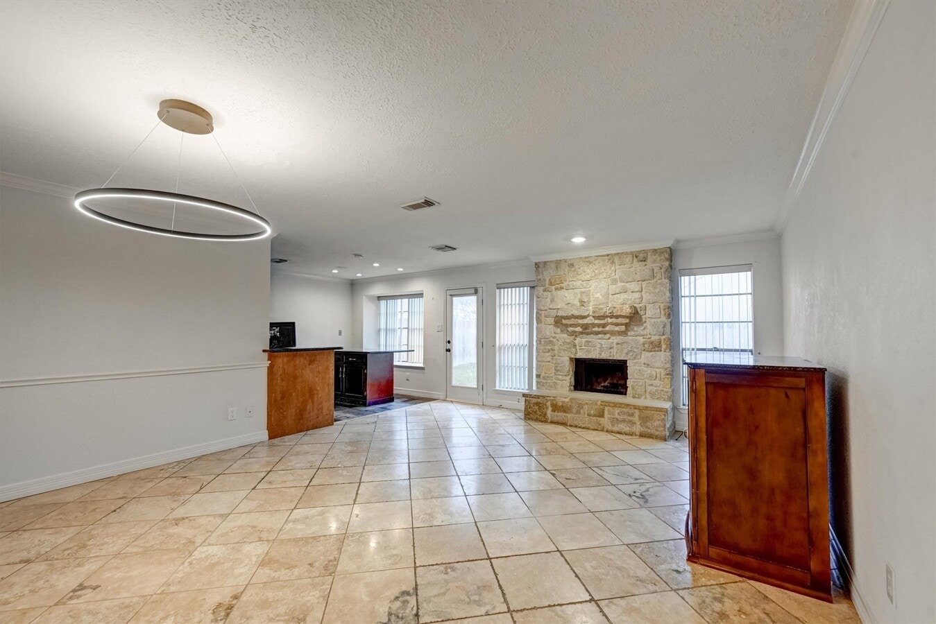 Photo - 10118 Fernstone Ln