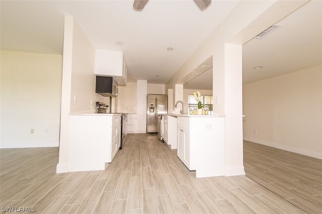 Photo - 4330 Deleon St