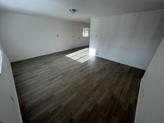 Photo - 2023 143rd Pl NE