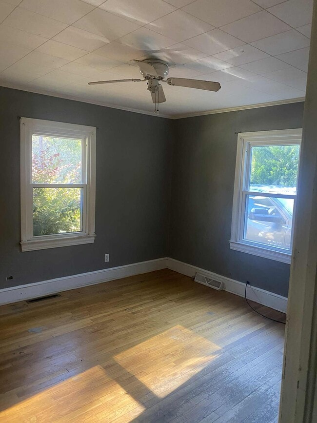 Photo - 120 Callahan St