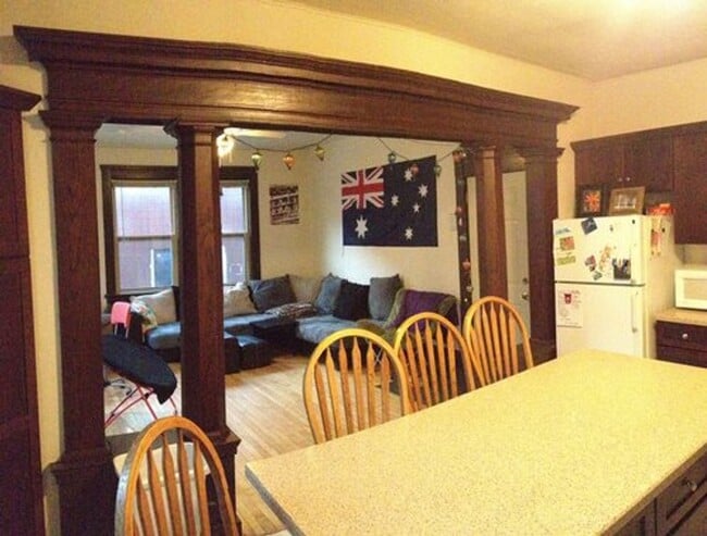 Photo - 411 Hawthorne Ct Unit 411-2