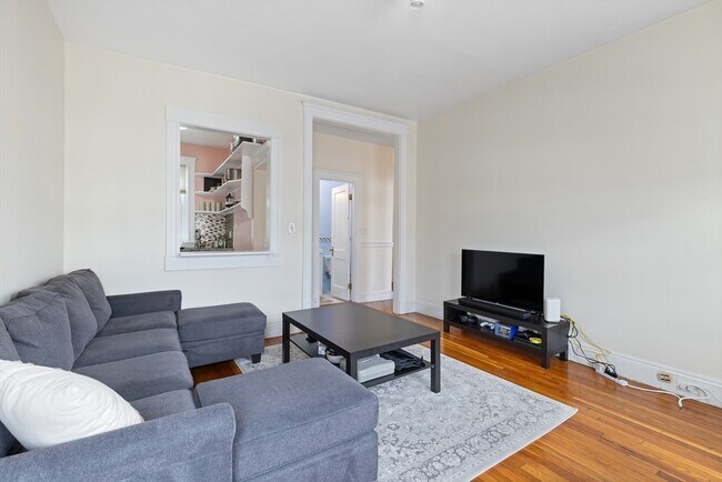 Photo - 1568 Commonwealth Ave Unit 8