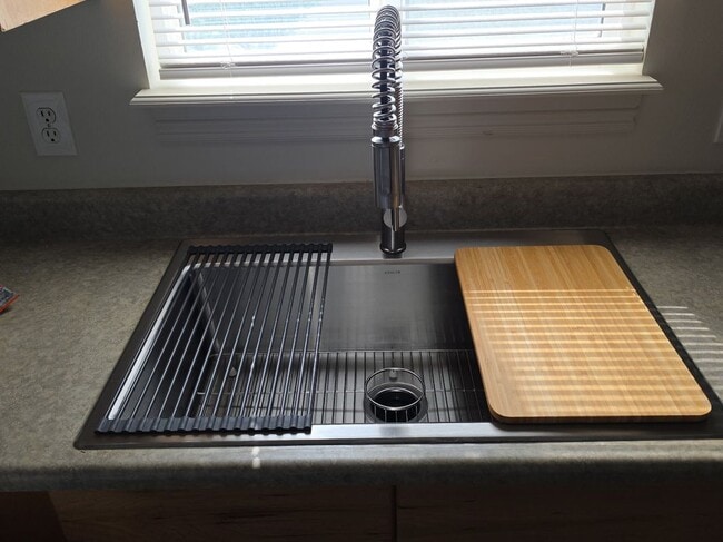 Photo - 1356 S 30 E