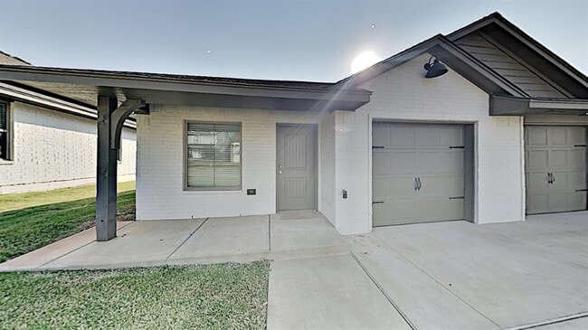 Photo - 11502 N Lincoln Blvd