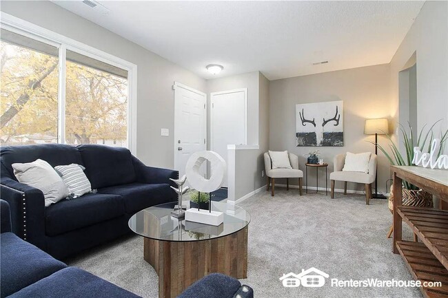 Photo - 1933 E 25th St