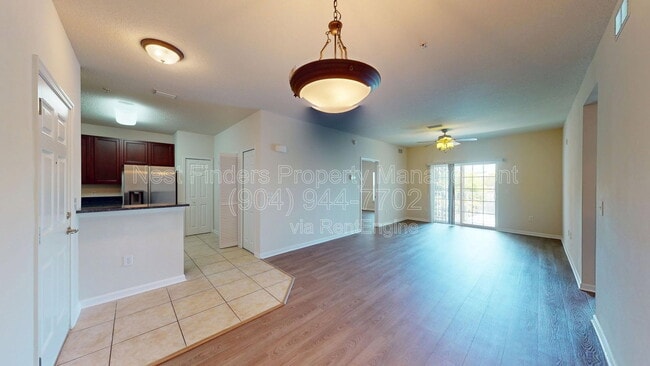 Photo - 8201 Green Parrot Rd Unit 202