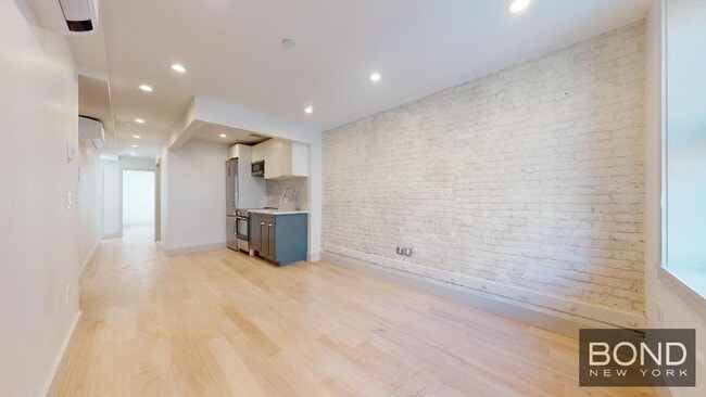 Building Photo - 23 Avenue B Unit 301 Rental