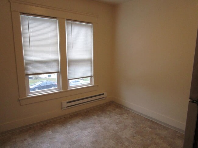 Photo - 3431 Rockefeller Ave Unidad Rockefeller Avenue, 3431,  2