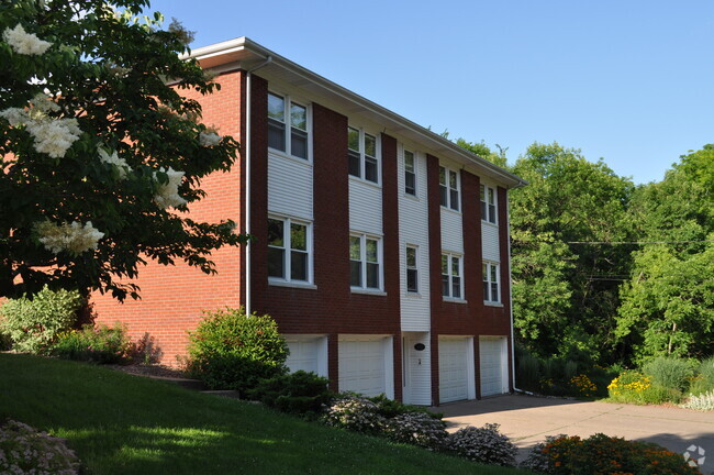 Building Photo - 2629 24th St Unit D Rental