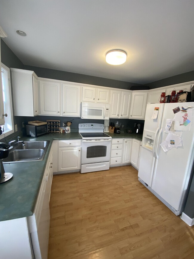 Photo - 149 Saige Ct