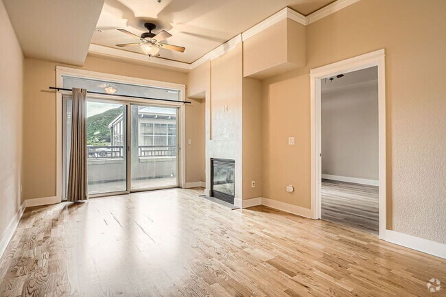Building Photo - 1275 Washington Ave Unit R309 Rental