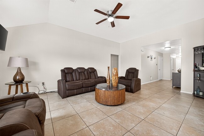 Photo - 2510 Fox Water Dr