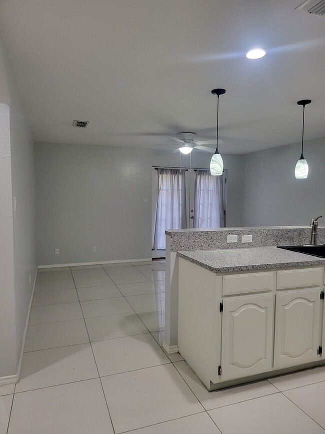 Photo - 2401 S Jackson Rd