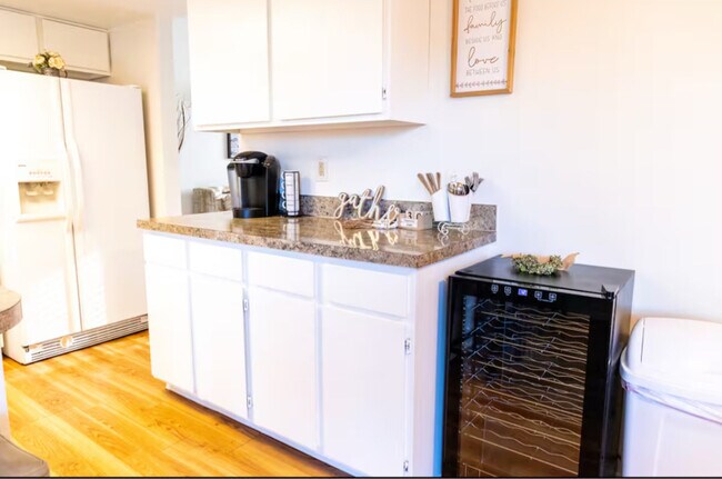 Photo - 2907 S Waverly St