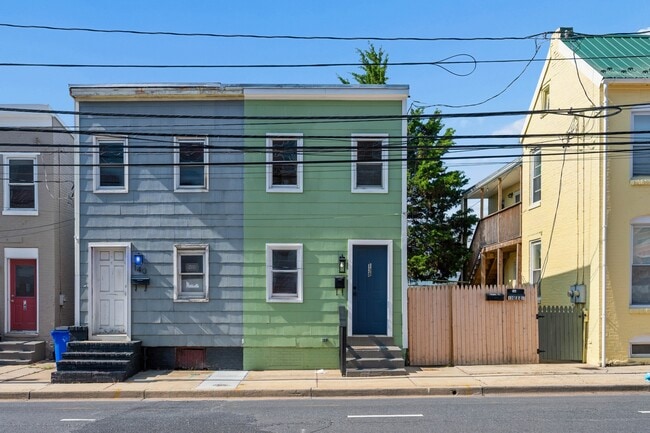 Photo - 138 E South St