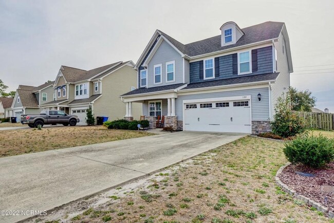 Photo - 122 Hampton Dr