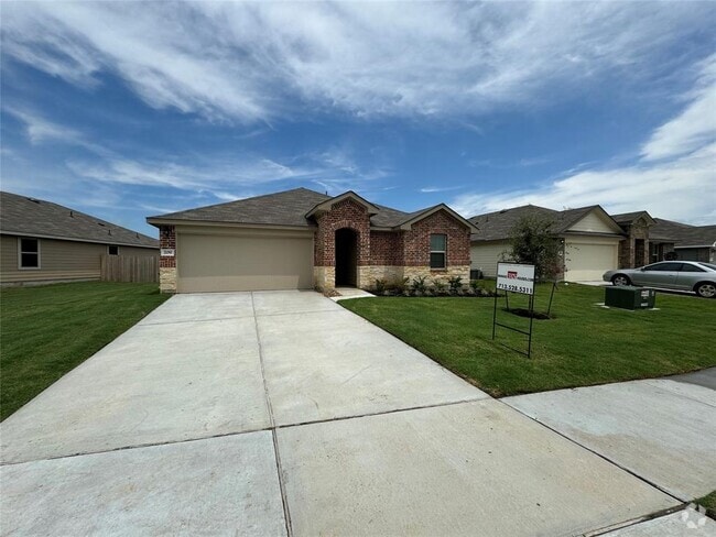 Building Photo - 209 Blanco Dr Rental