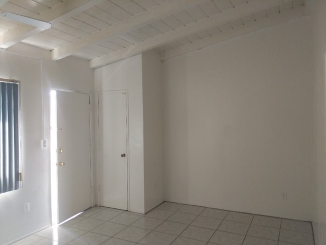 Photo - 7002 Linda Vista Rd Unit 27