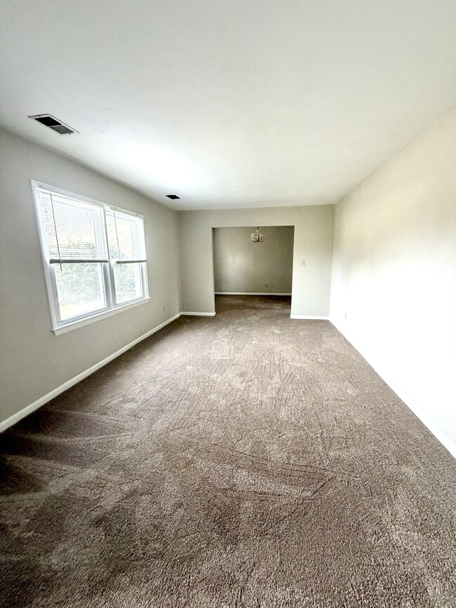 Photo - 5667 Heathwood Ct