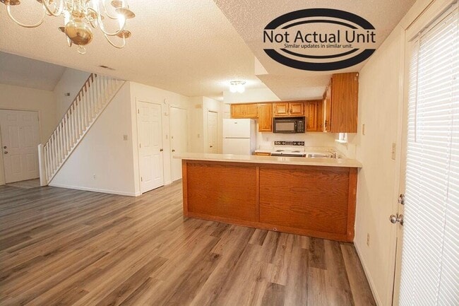 Photo - 1914 Mirtle Grove Ct