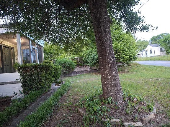 Photo - 933 S Ponce De Leon Cir