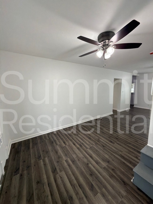 Photo - 2826 Taylor Blvd